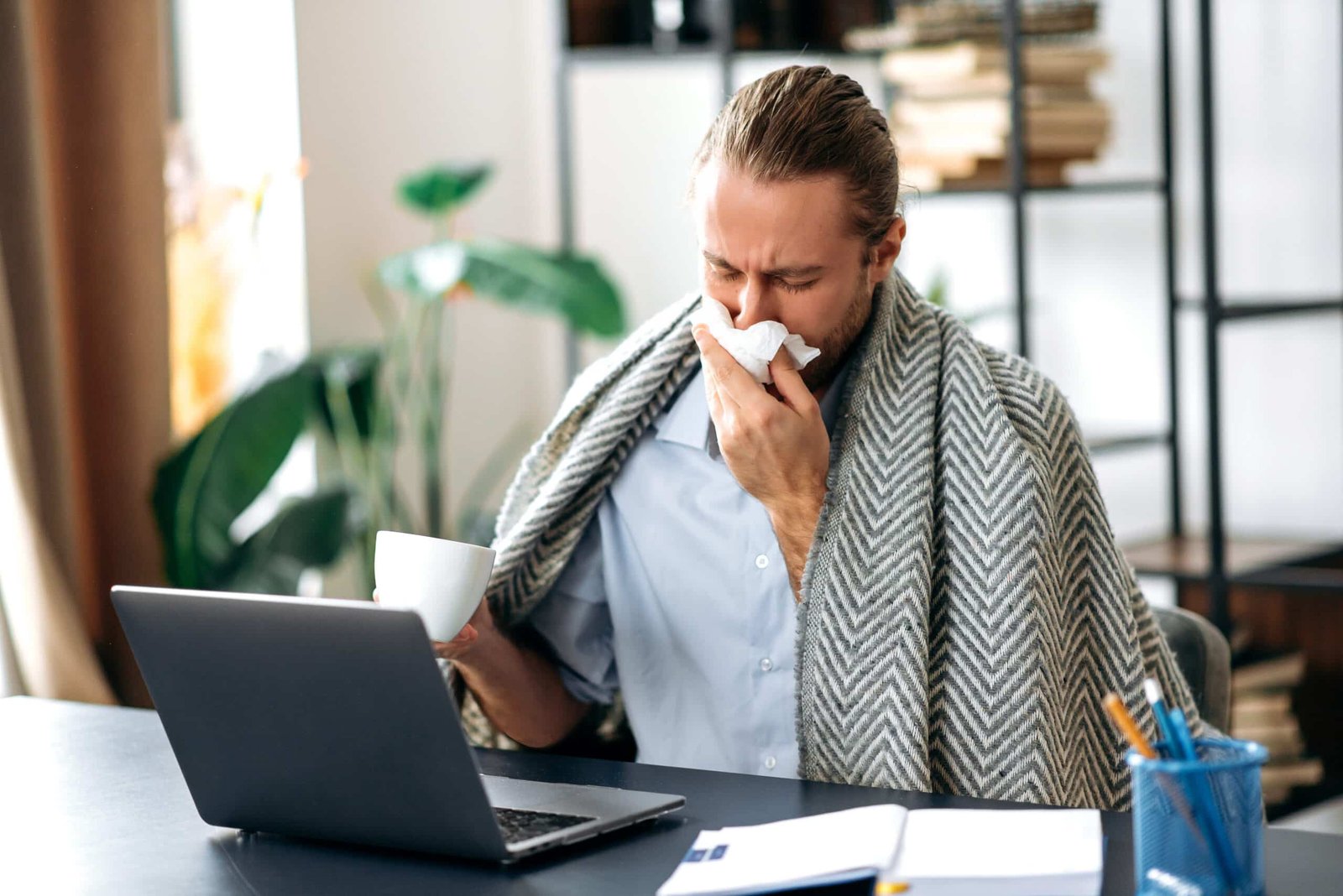 Travailler pendant un arrêt maladie : pas toujours indemnisé